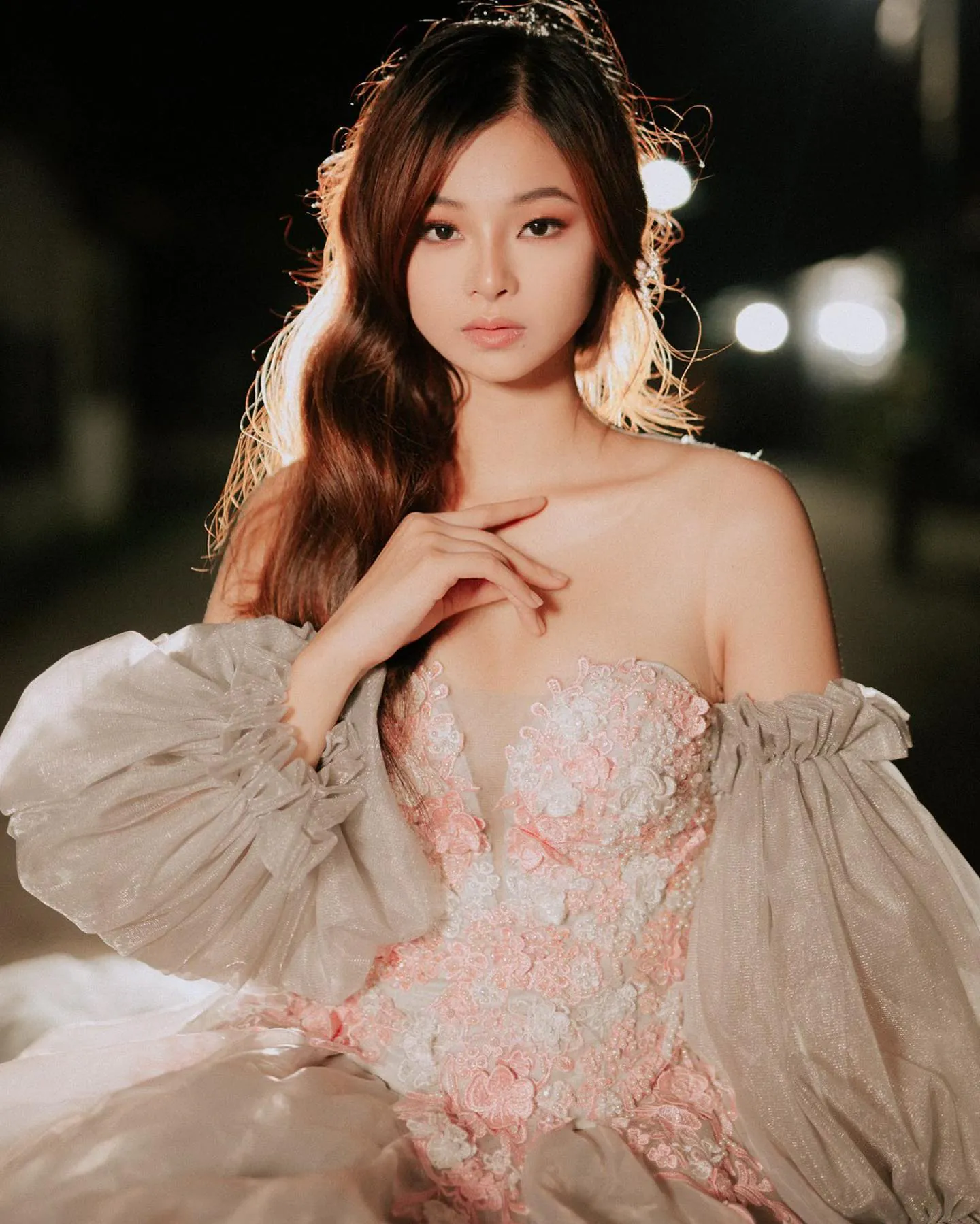 Angeli Khang - angeli-khang-4.webp